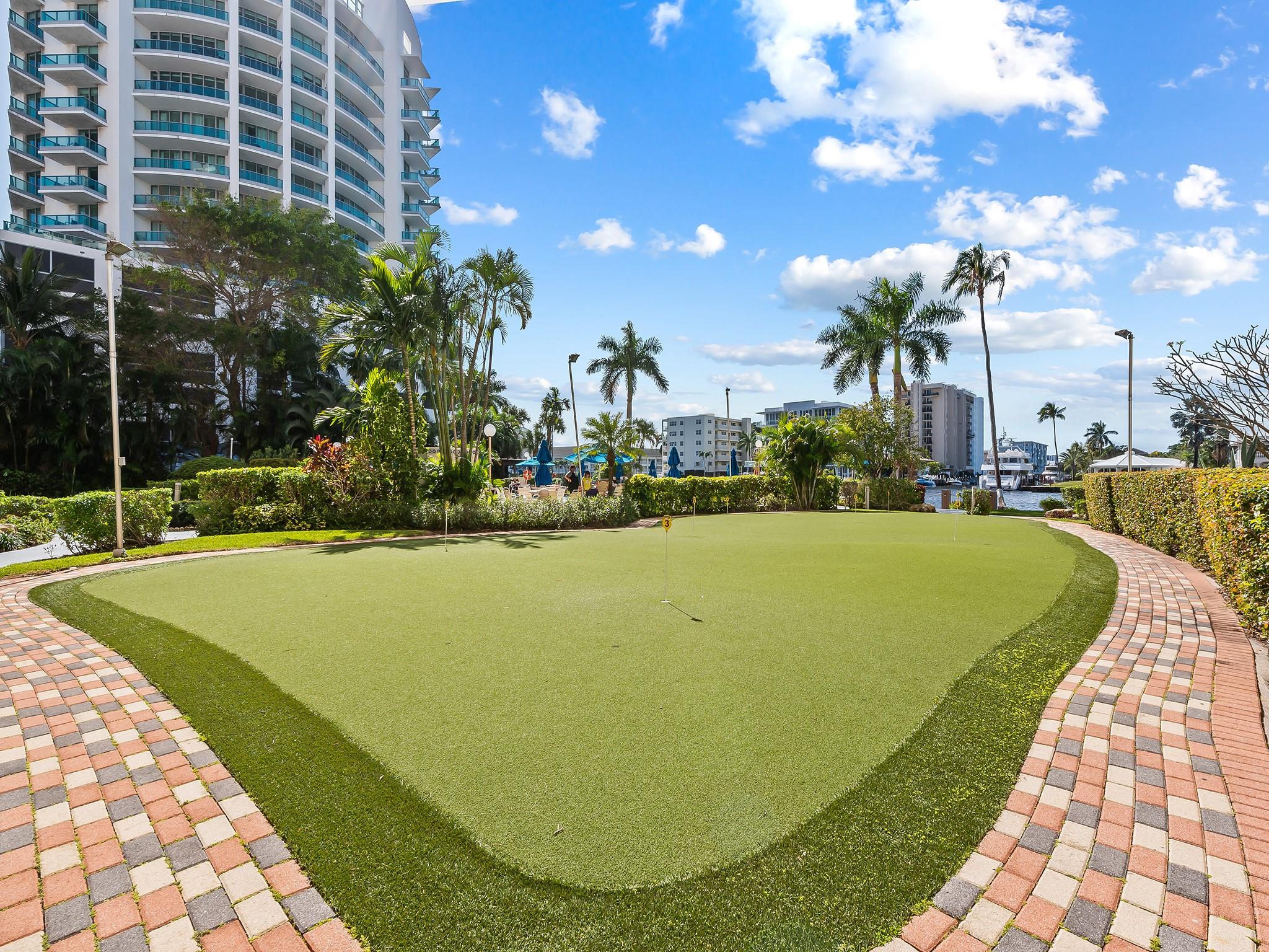 CORAL RIDGE TOWERS - Residential