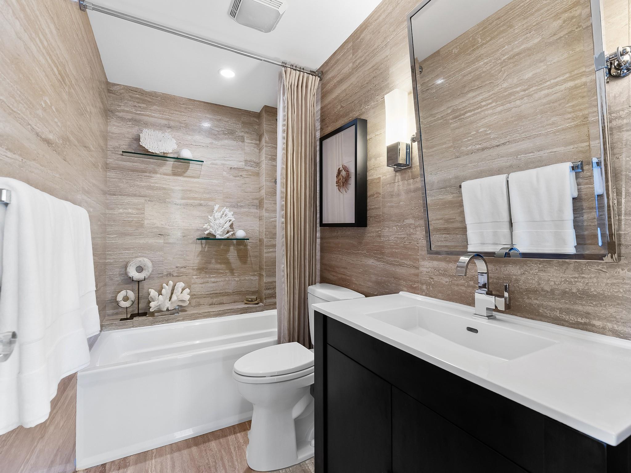 CORAL RIDGE TOWERS - Residential