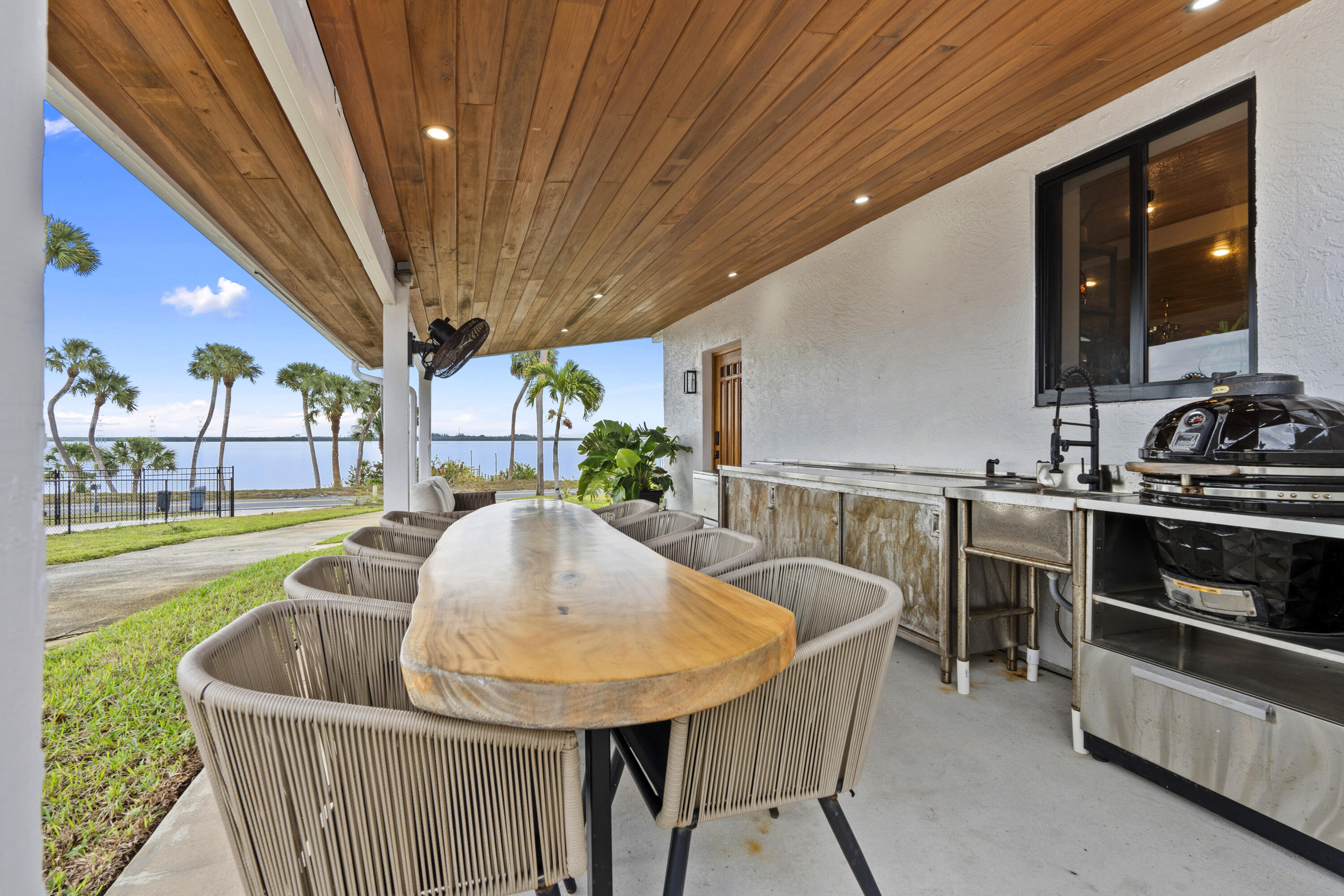 8309 S Indian River Drive