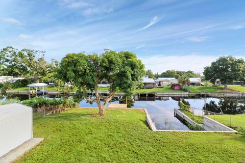 A home in Okeechobee