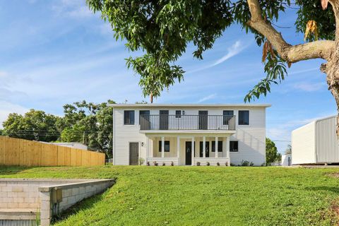 A home in Okeechobee