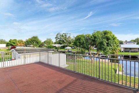 A home in Okeechobee