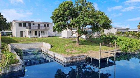 A home in Okeechobee