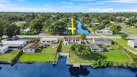 A home in Okeechobee