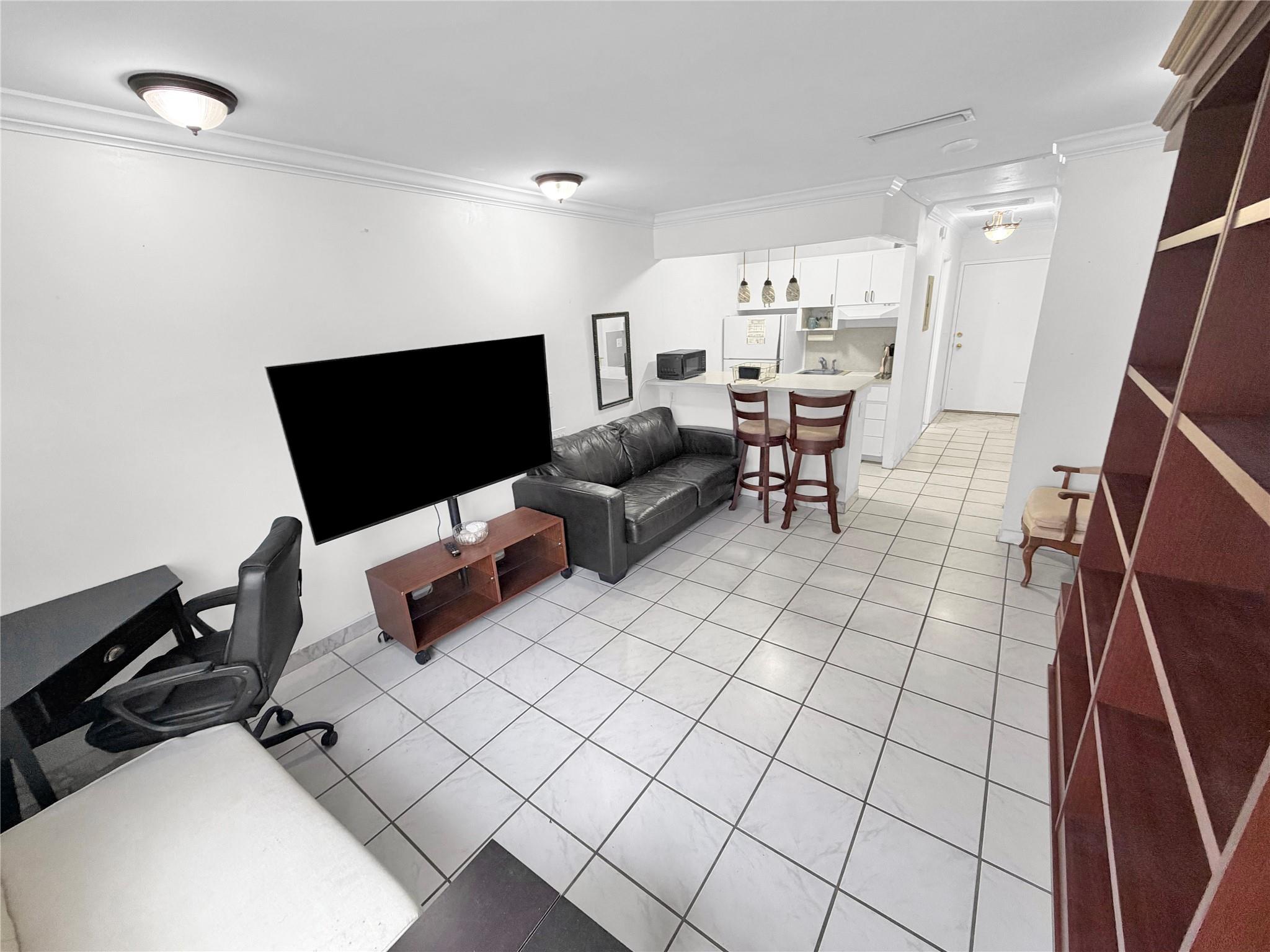 Parliament House Condo - Residential Lease