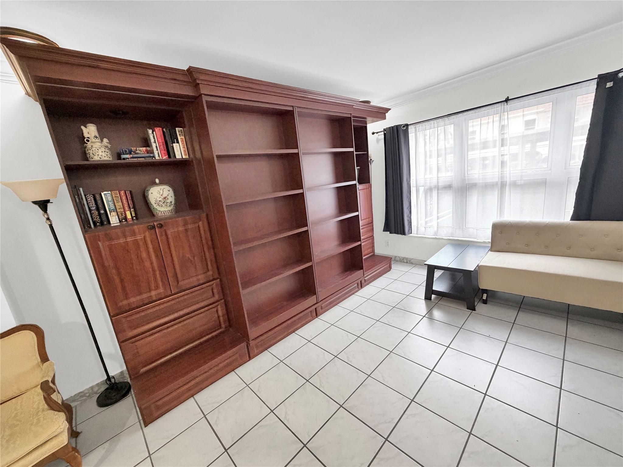 Parliament House Condo - Residential Lease