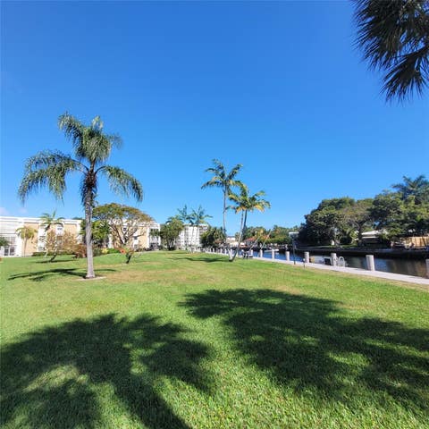 Tiny photo for 3000 NE 16th Avenue #D407, Oakland Park, FL 33334 (MLS # F10551181)