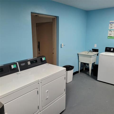 Tiny photo for 3000 NE 16th Avenue #D407, Oakland Park, FL 33334 (MLS # F10551181)
