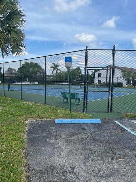 A home in Oakland Park