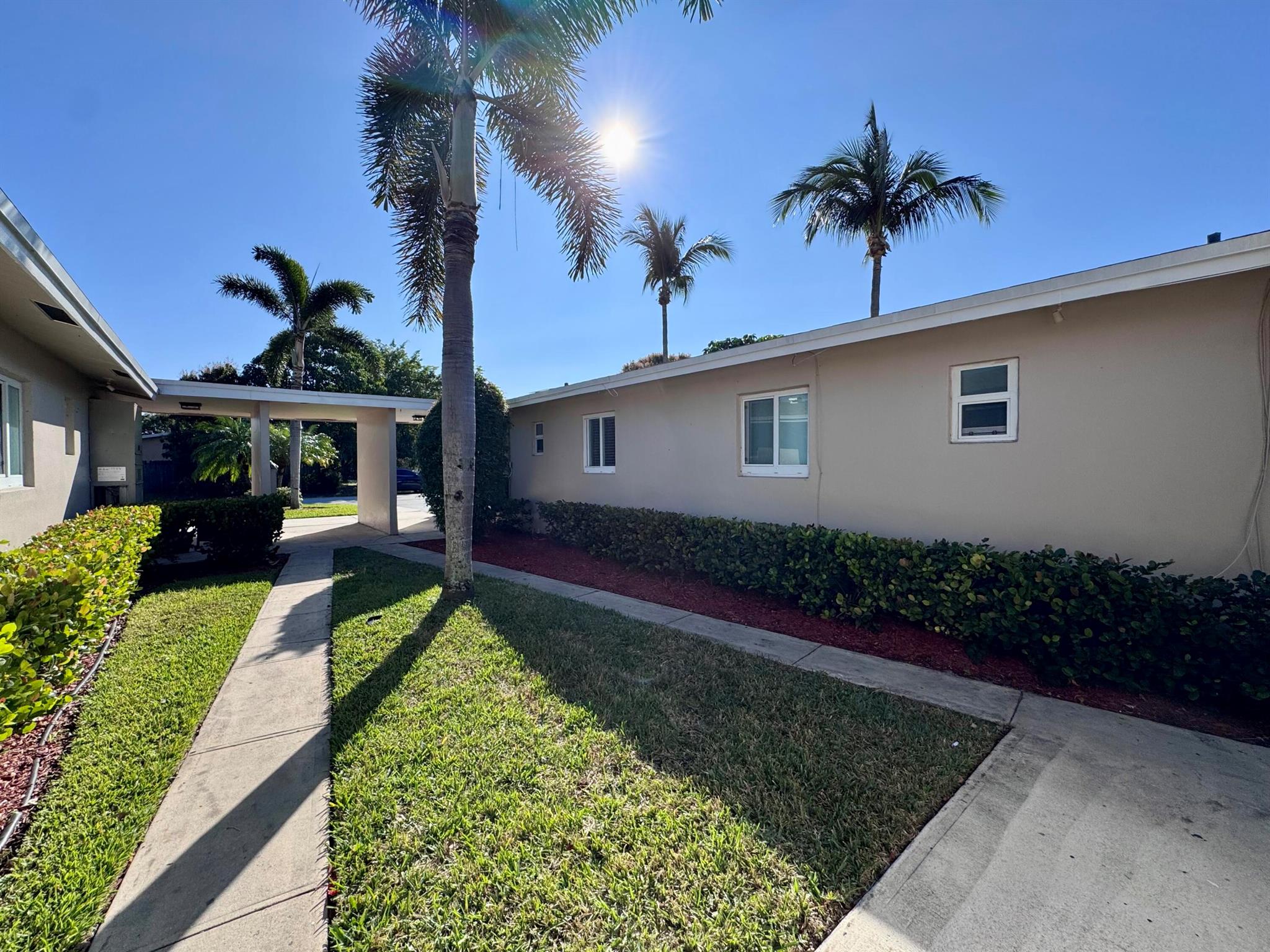For Rent - 3 Bed / 1 Bath in Pompano Beach - $2,300/Month -- FREE First Month!Move-in special: Sign a lease by September 1, 2025, and enjoy your FIRST MONTH FREE!This beautifully updated 3 bedroom, 1 bathroom home in Pompano Beach offers comfort, privacy, and convenience with no upstairs neighbors and no HOA hassles. Featuring durable tile flooring throughout, a brand new kitchen, and central A/C, this single-story unit is perfect for relaxed Florida living.Enjoy parking right outside your door, a peaceful lush green space behind the building, and a super easy and fast application process.📍 Prime location🌿 Quiet, well-maintained setting🌀 Central A/C🚗 Convenient parking💥 No association - move in quickly!💰 Rent: $2,300/