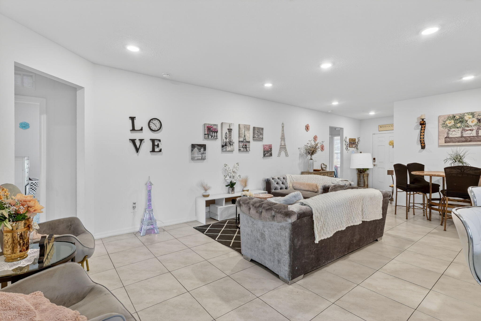 PORT ST LUCIE SECTION 27 - Residential