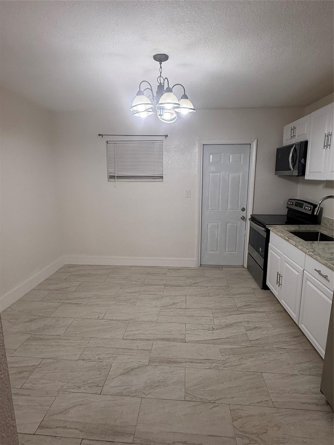 Carver Heights Add 23-26 - Residential Lease