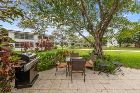 Tiny photo for 210 Oakridge N #210, Deerfield Beach, FL 33442 (MLS # B26037141)