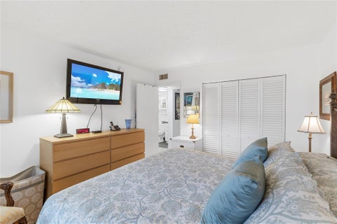 Tiny photo for 210 Oakridge N #210, Deerfield Beach, FL 33442 (MLS # B26037141)