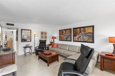 Tiny photo for 210 Oakridge N #210, Deerfield Beach, FL 33442 (MLS # B26037141)