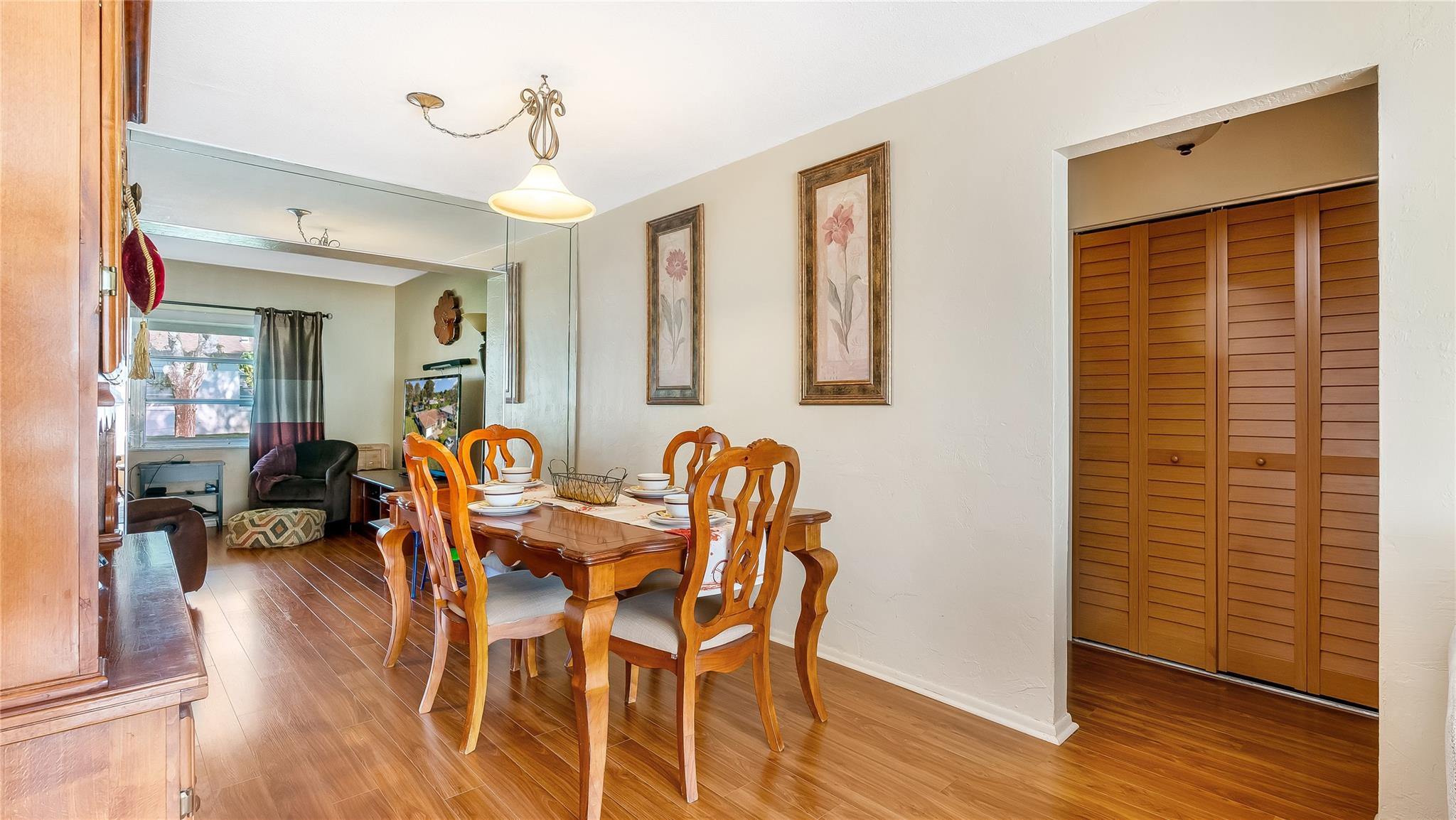 Westwood Commy 4 77-45 B - Residential