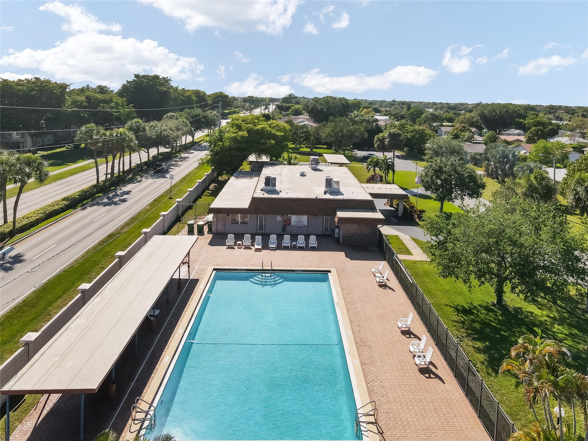 Westwood Commy 4 77-45 B - Residential