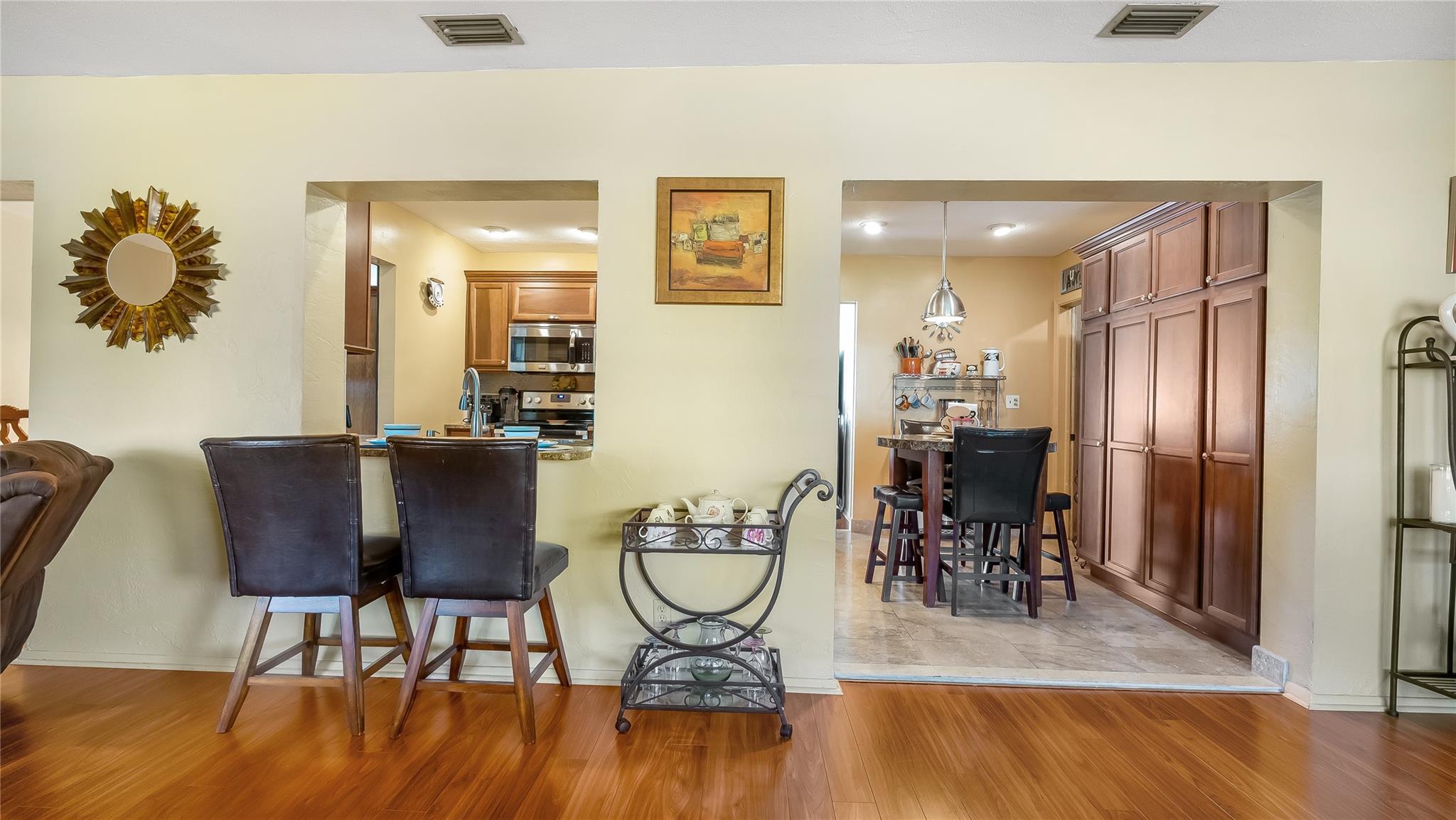 Westwood Commy 4 77-45 B - Residential