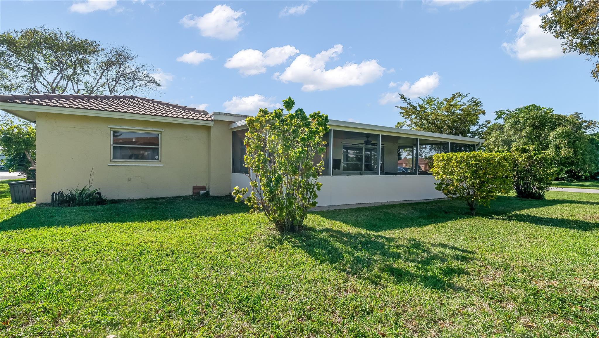 Westwood Commy 4 77-45 B - Residential