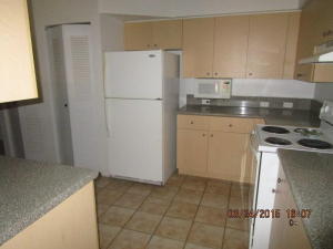 KENSINGTON OF ROYAL PALM BEACH CONDOI - Residential Lease