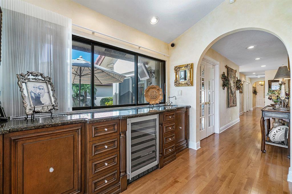 TOWN PLACE CLUB VILLAS - Residential