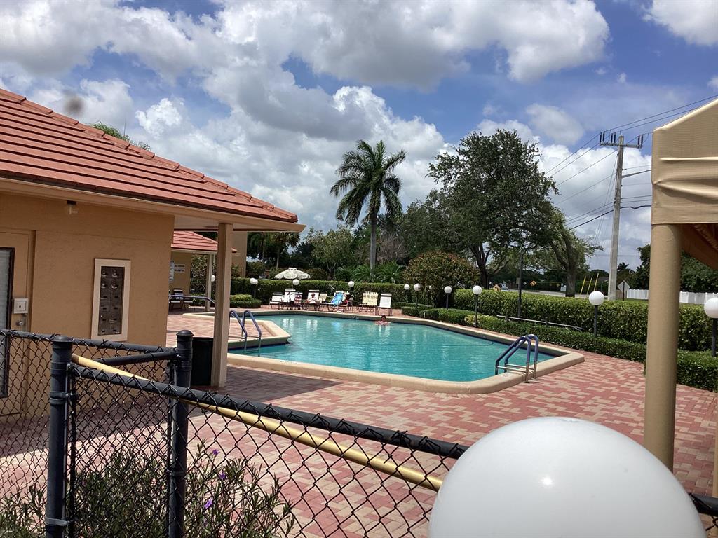 CORAL GATE - Residential