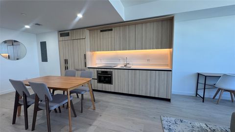 225 N Miami Avenue 3604 Miami FL 33128