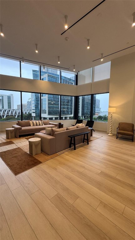 District 225 - Residential