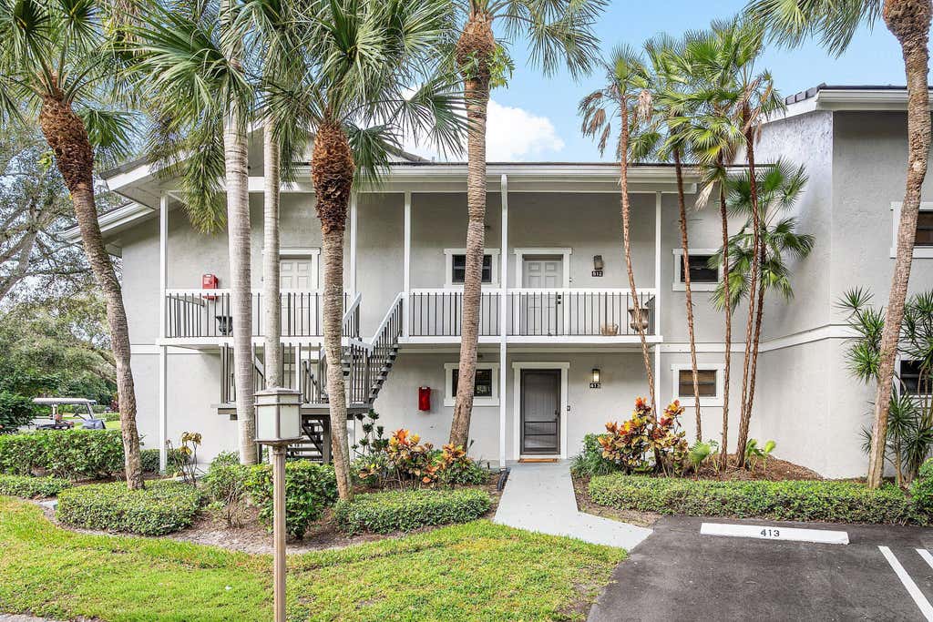 Photo of 11863 Wimbledon Circle #412, Wellington, FL 33414 (MLS # B26064323)