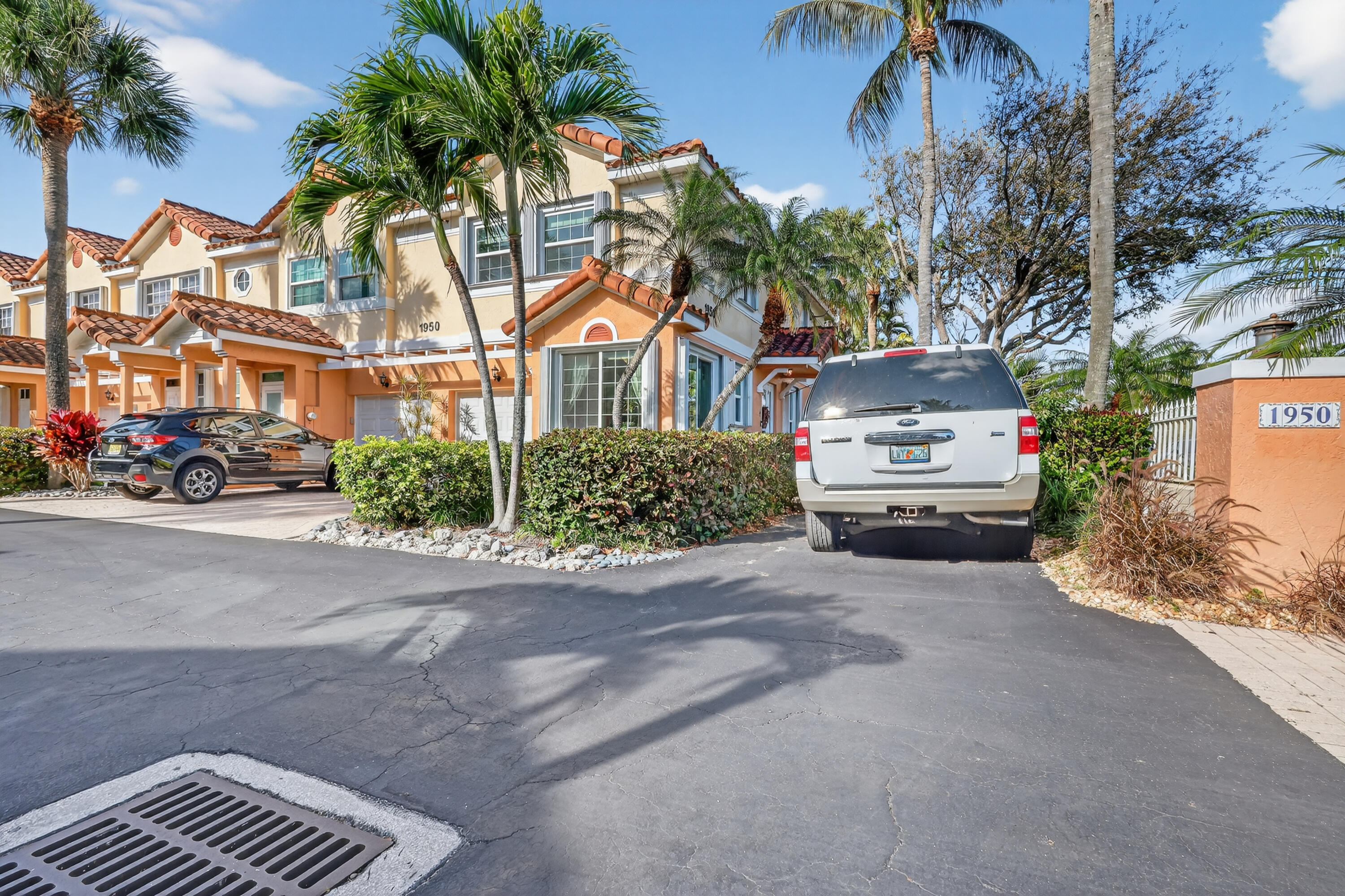 OCEAN VUE - Residential