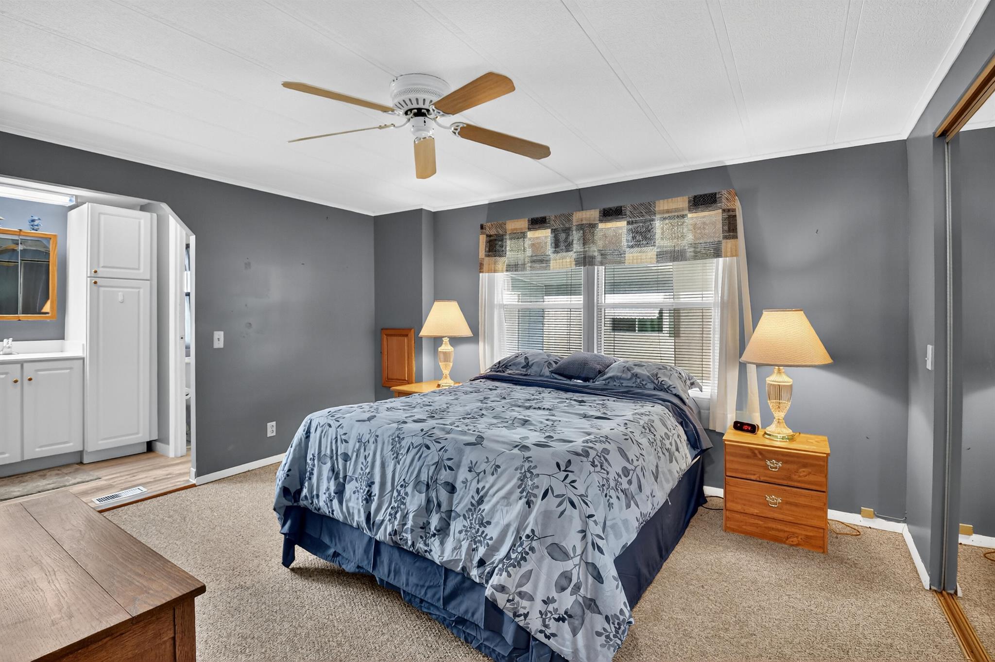 JAMAICA BAY MOBILE HOME C - Residential