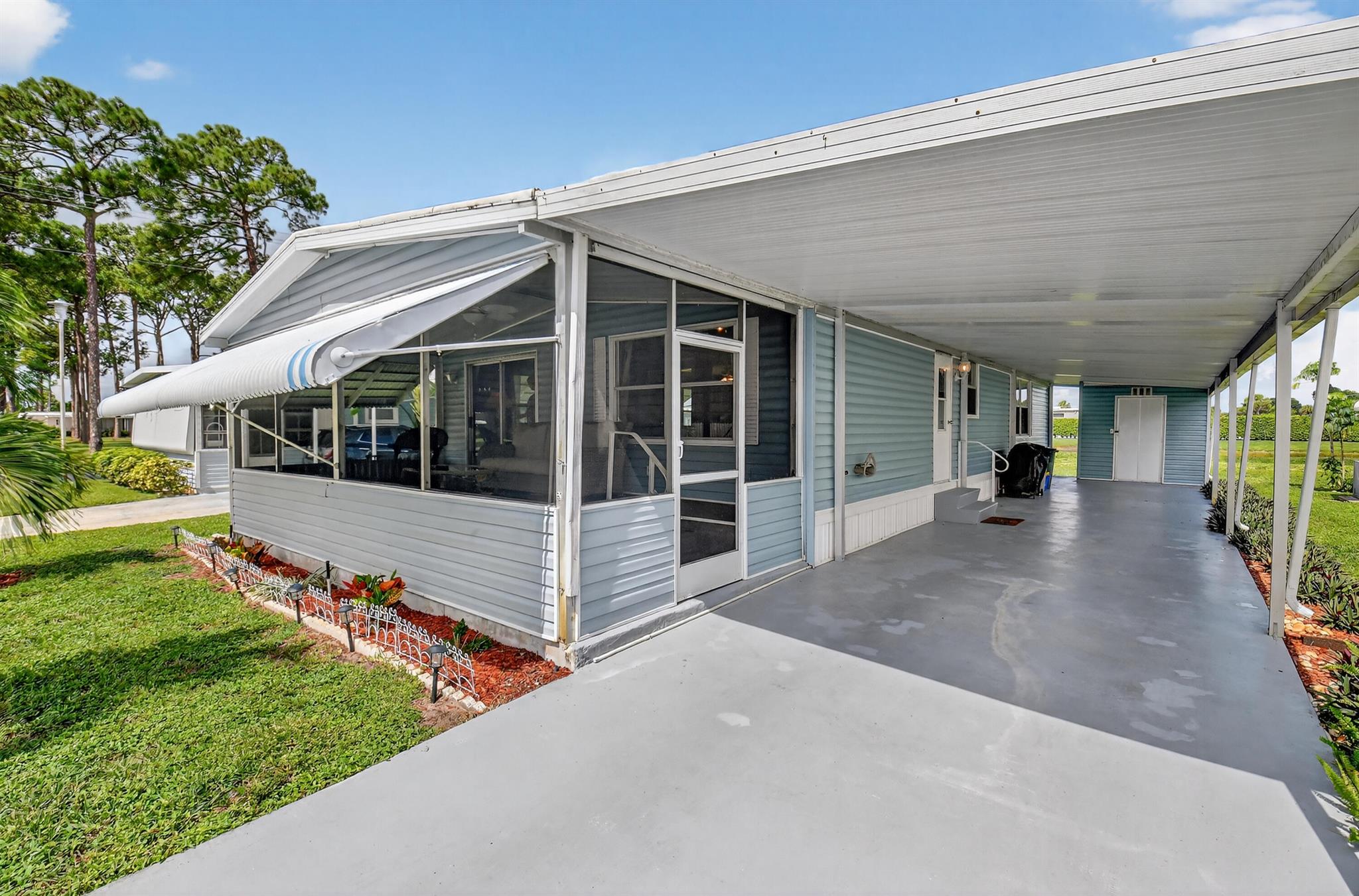 JAMAICA BAY MOBILE HOME C - Residential