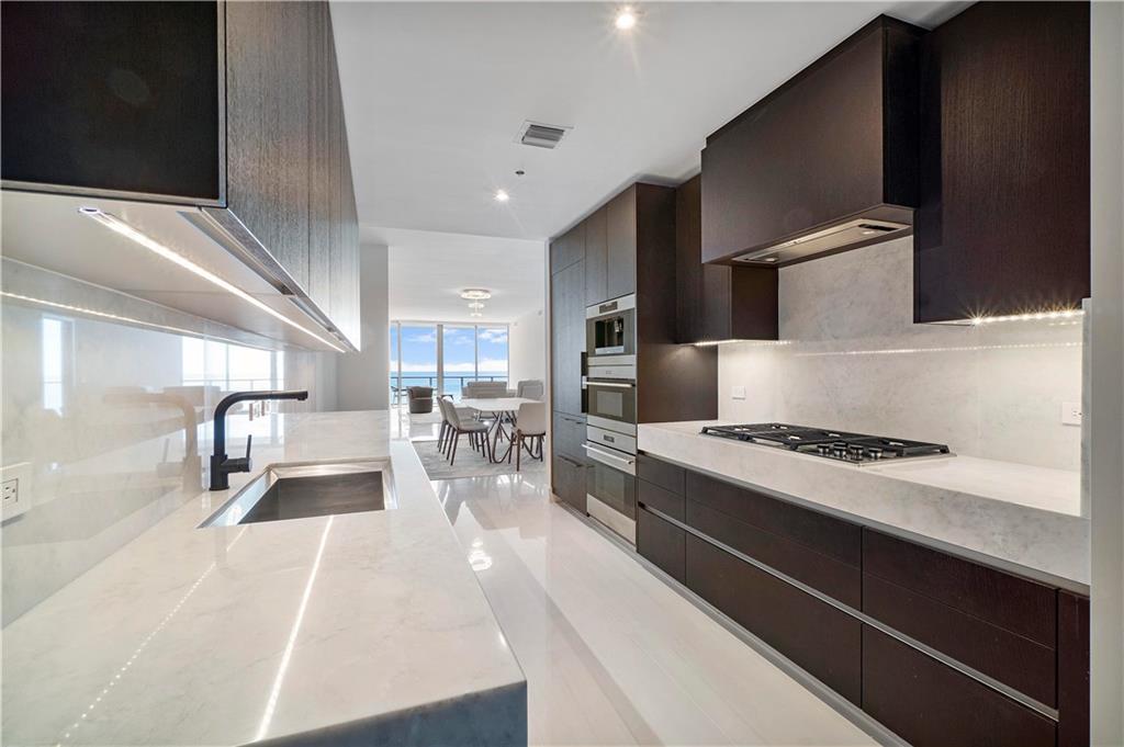 Auberge Beach Residences - Residential