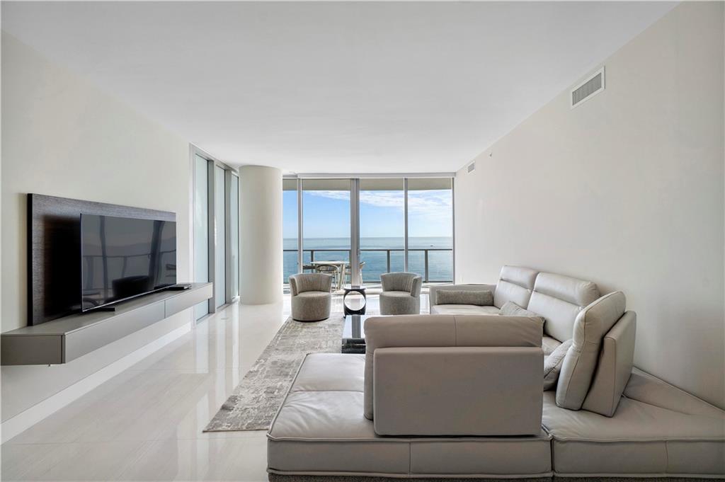 Auberge Beach Residences - Residential