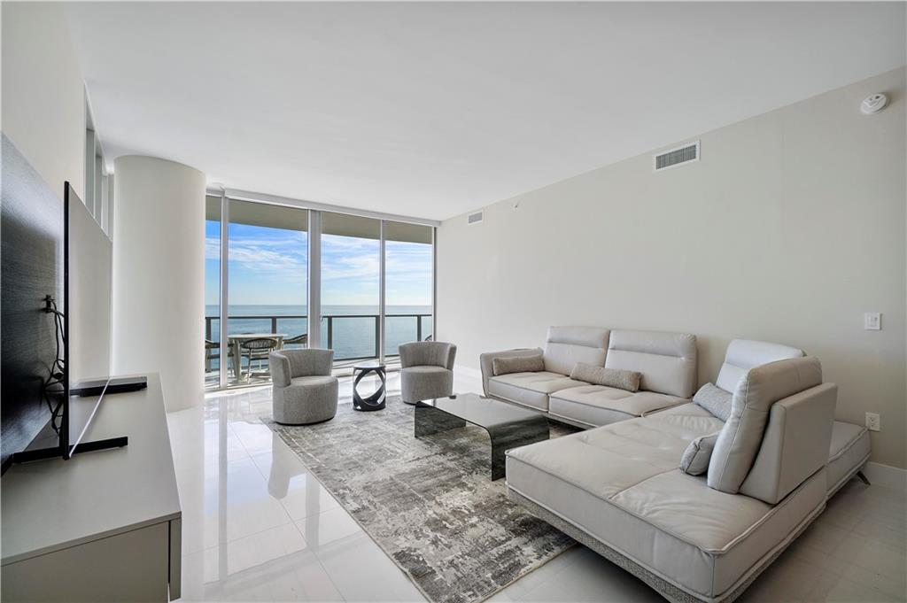 Auberge Beach Residences - Residential