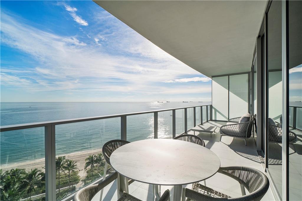 Auberge Beach Residences - Residential