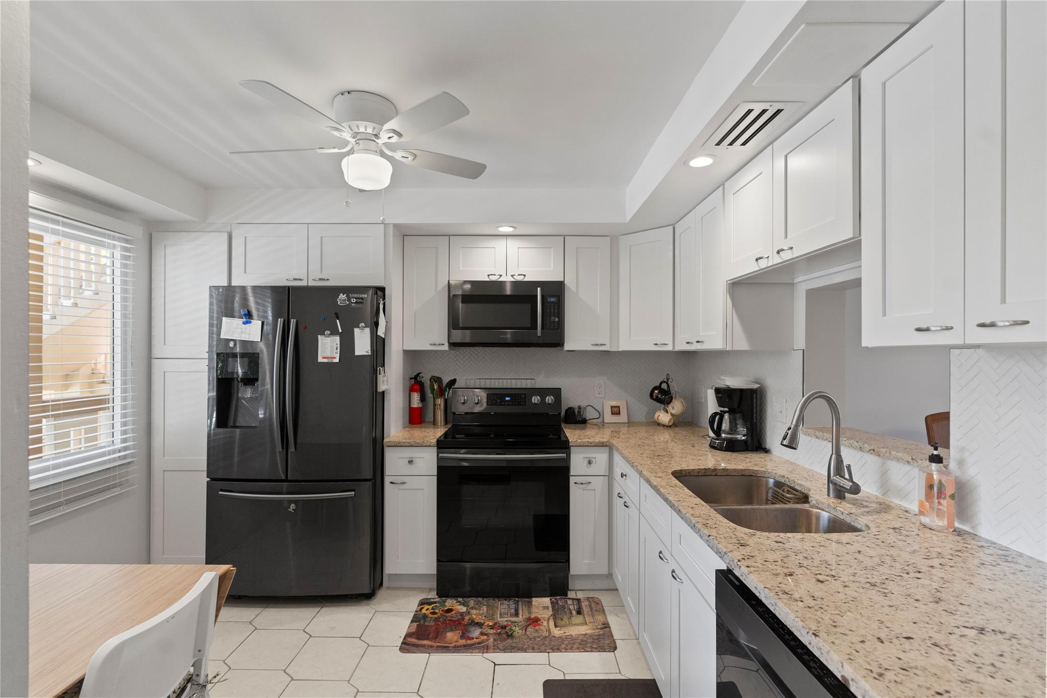 4301 Martinique Cir C2