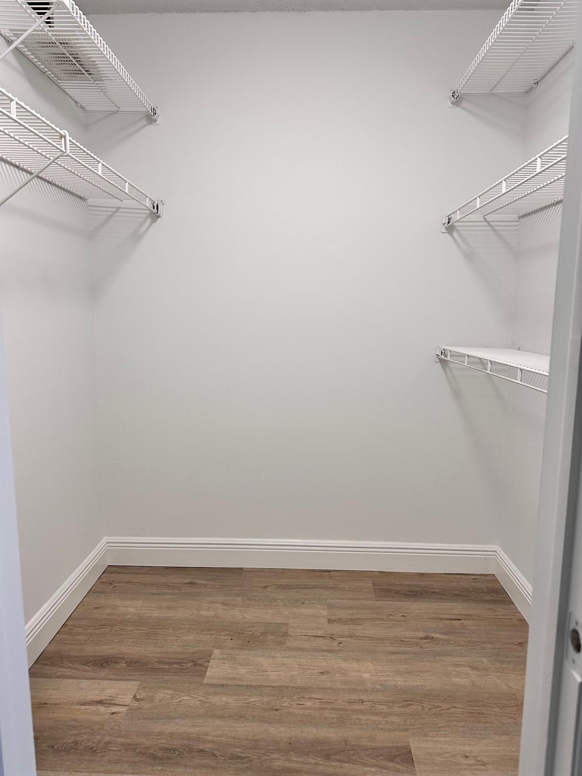 Boca Teeca Condo Un 03 - Residential Lease