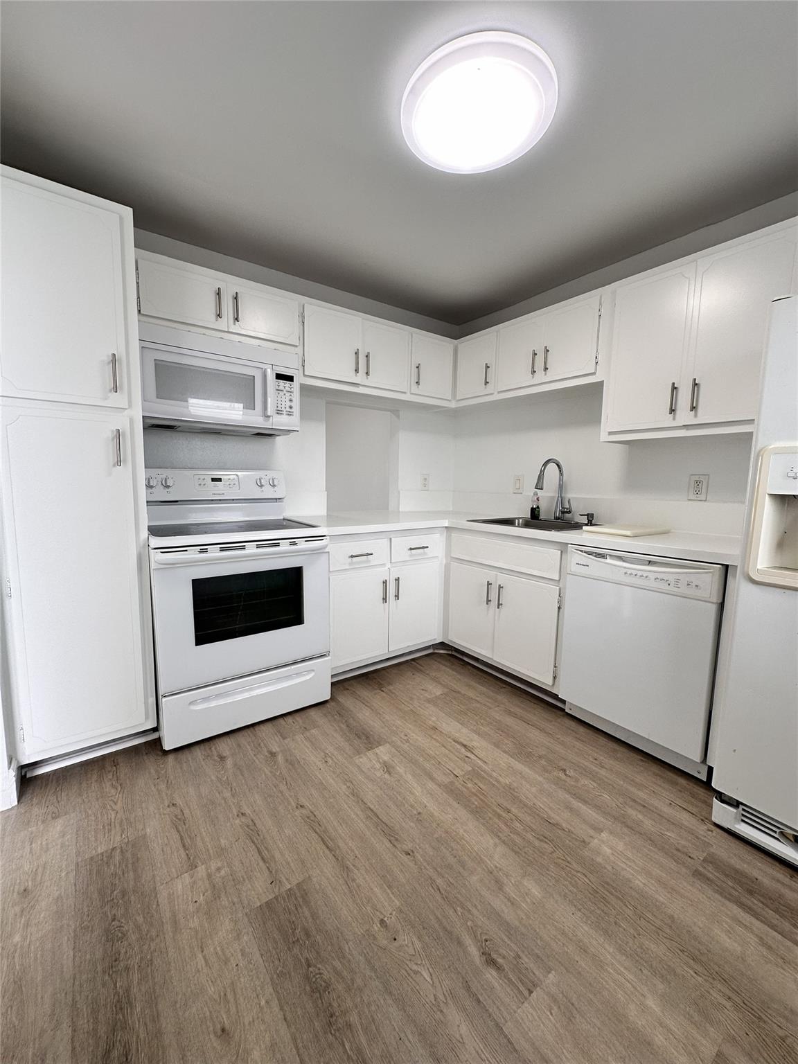 Boca Teeca Condo Un 03 - Residential Lease