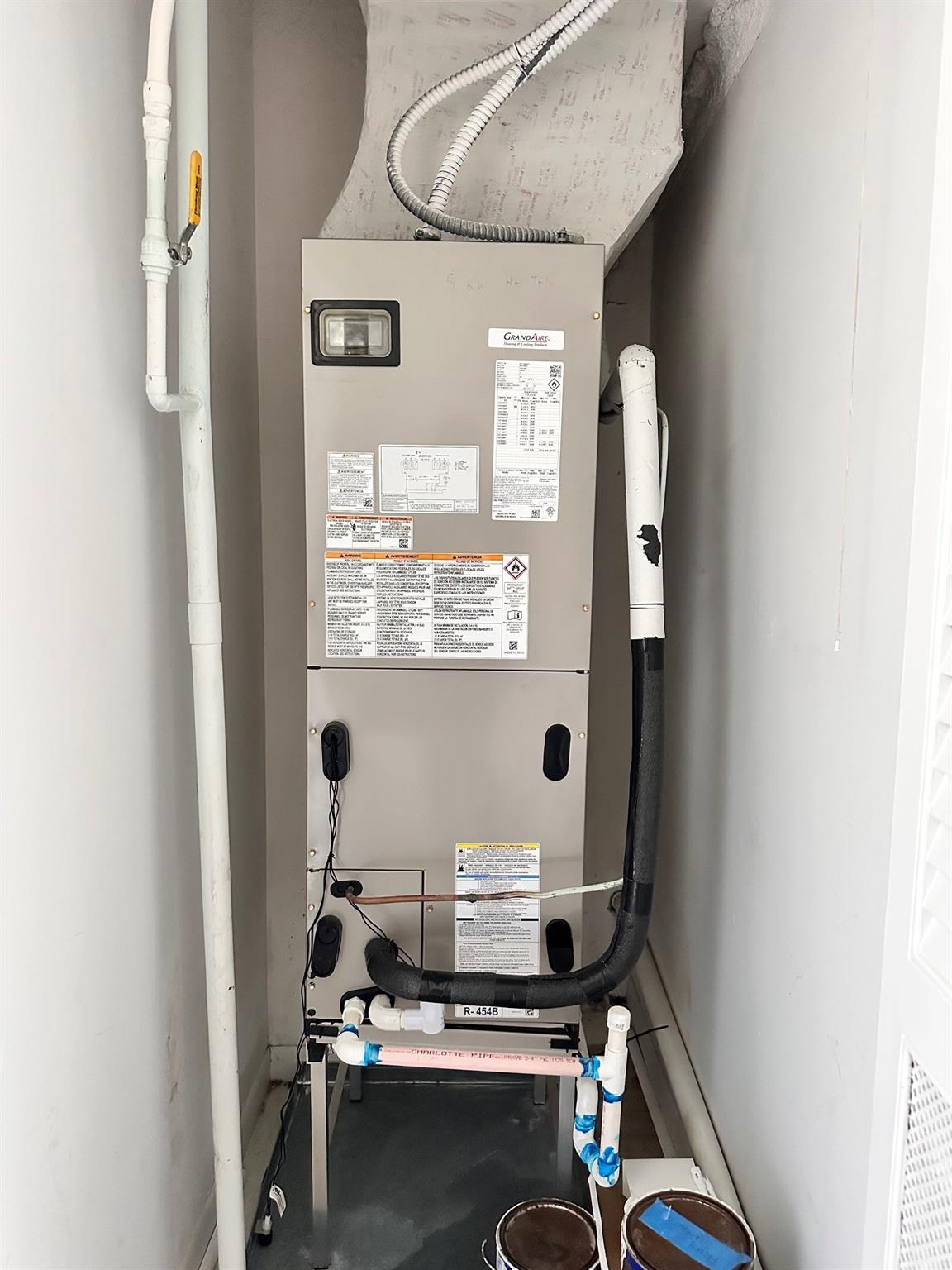 Boca Teeca Condo Un 03 - Residential Lease