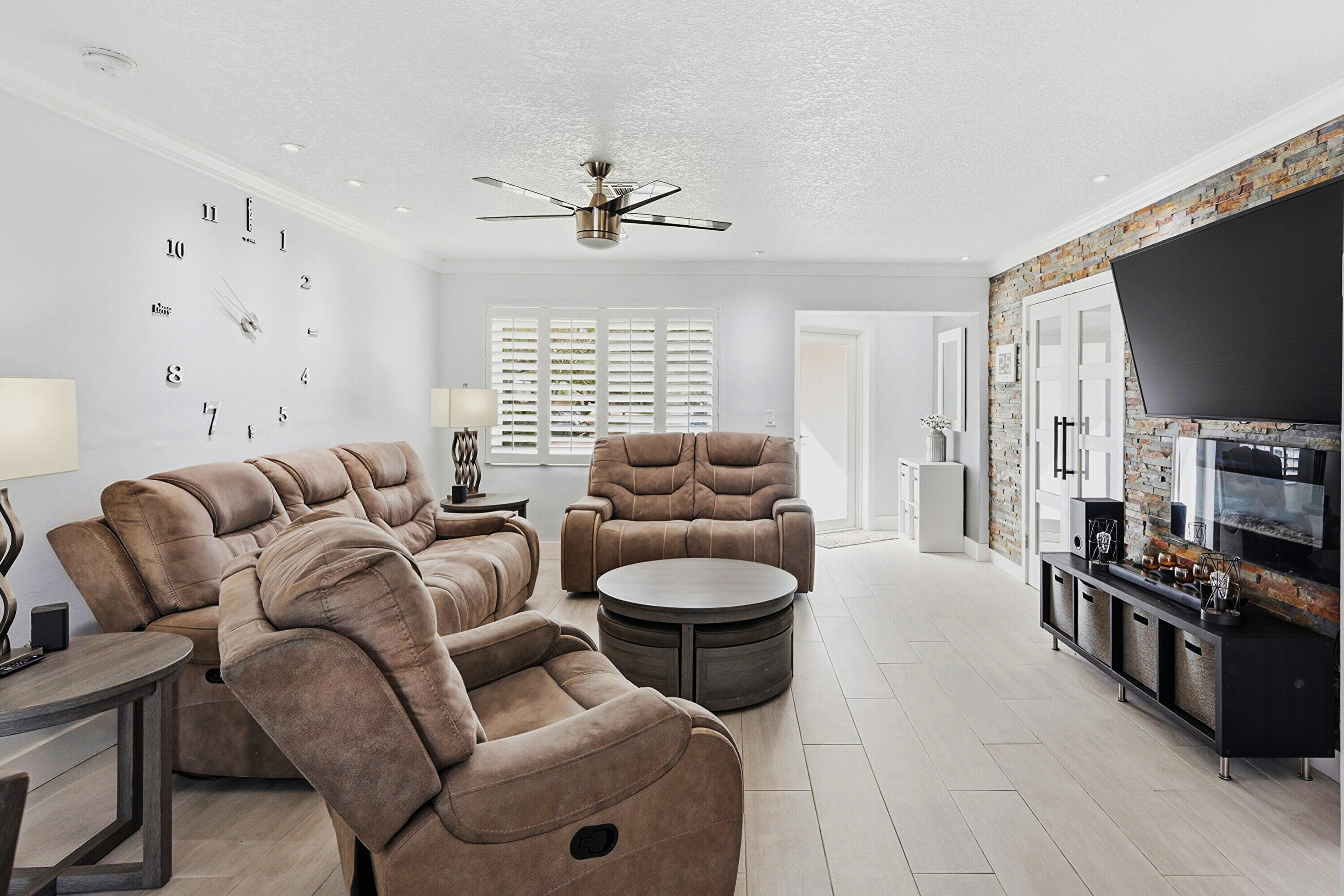 COCONUT CREEK 10TH SEC - Residential