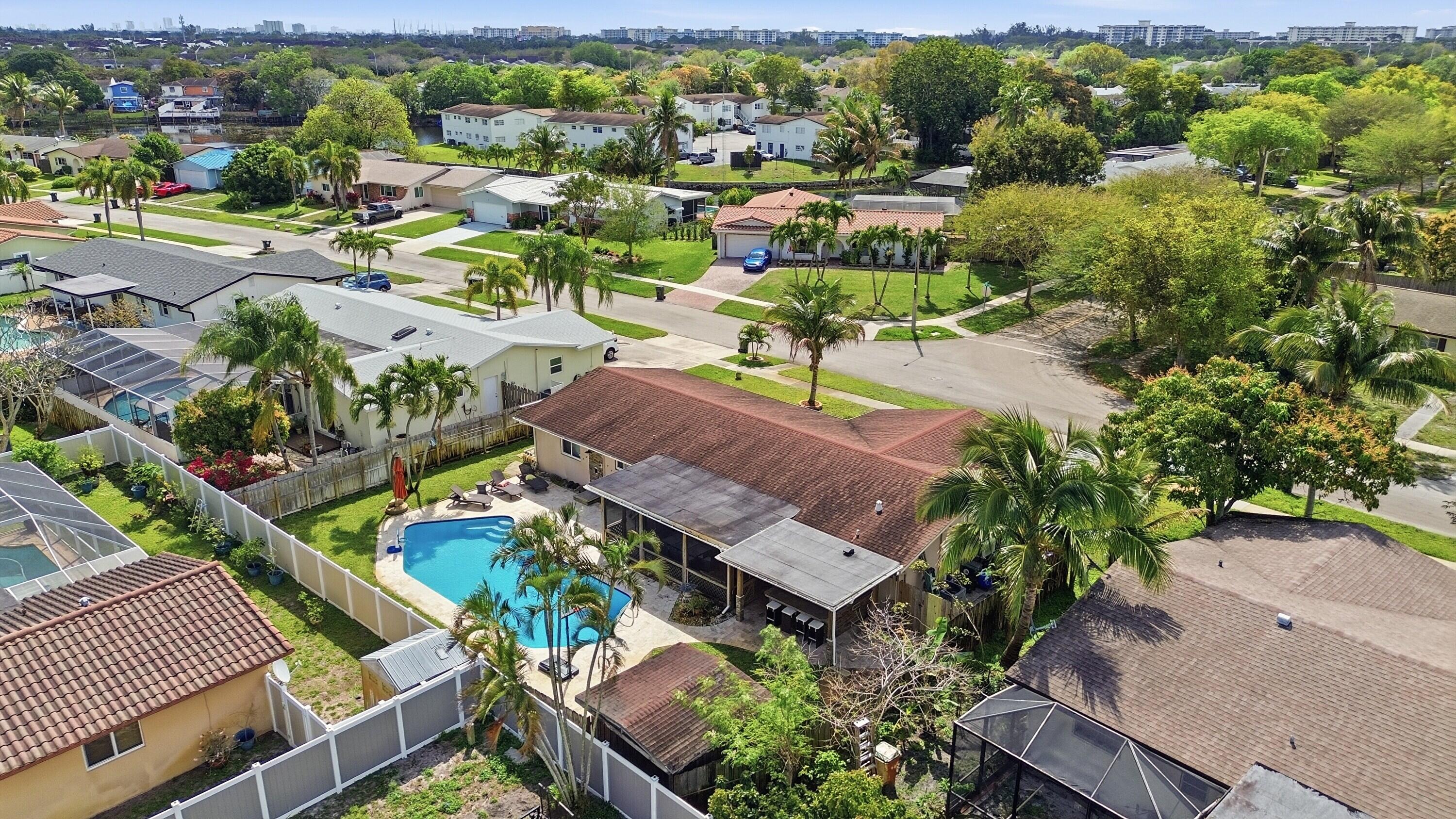 COCONUT CREEK 10TH SEC - Residential