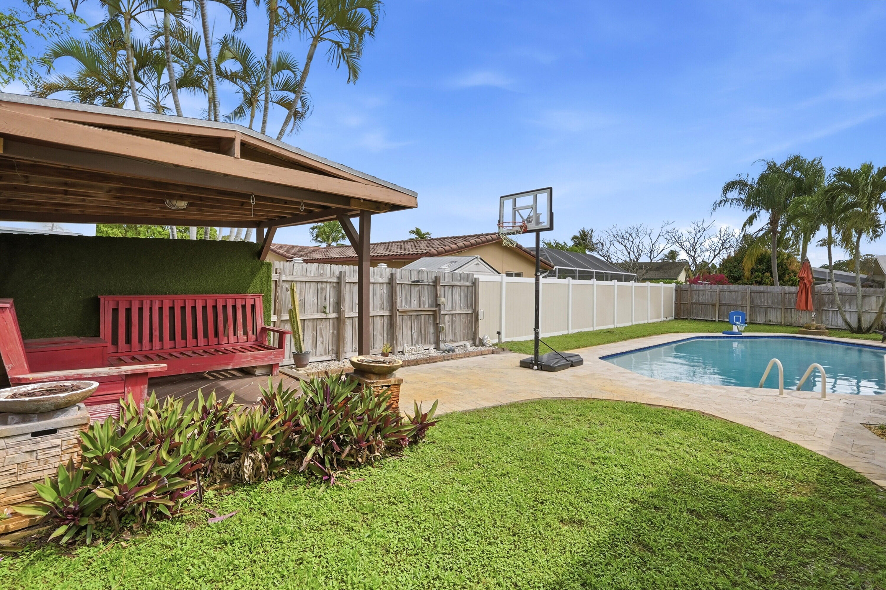 COCONUT CREEK 10TH SEC - Residential