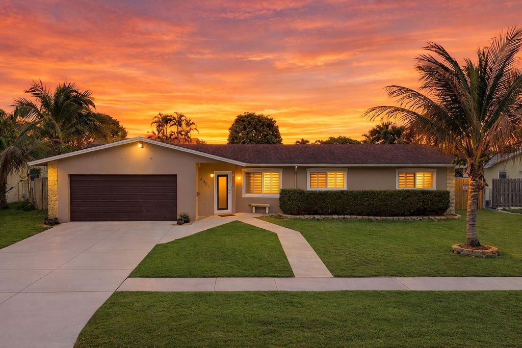 Photo of 4001 NW 4th Court, Coconut Creek, FL 33066 (MLS # B26003530)