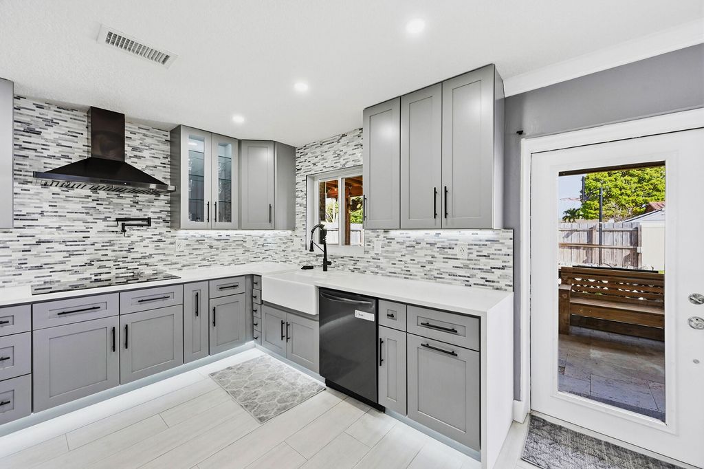 Photo of 4001 NW 4th Court, Coconut Creek, FL 33066 (MLS # B26003530)