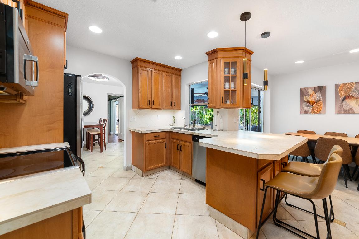 BOCA RATON SQUARE UNIT 19 - Residential