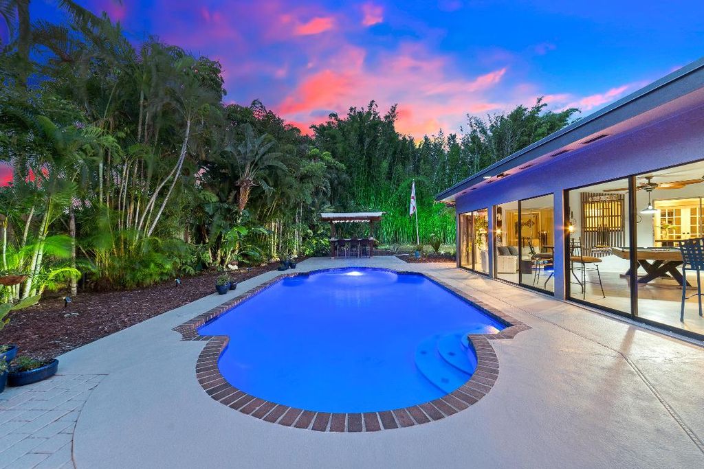 Photo of 1721 SW 9th Street, Boca Raton, FL 33486 (MLS # R11151443)