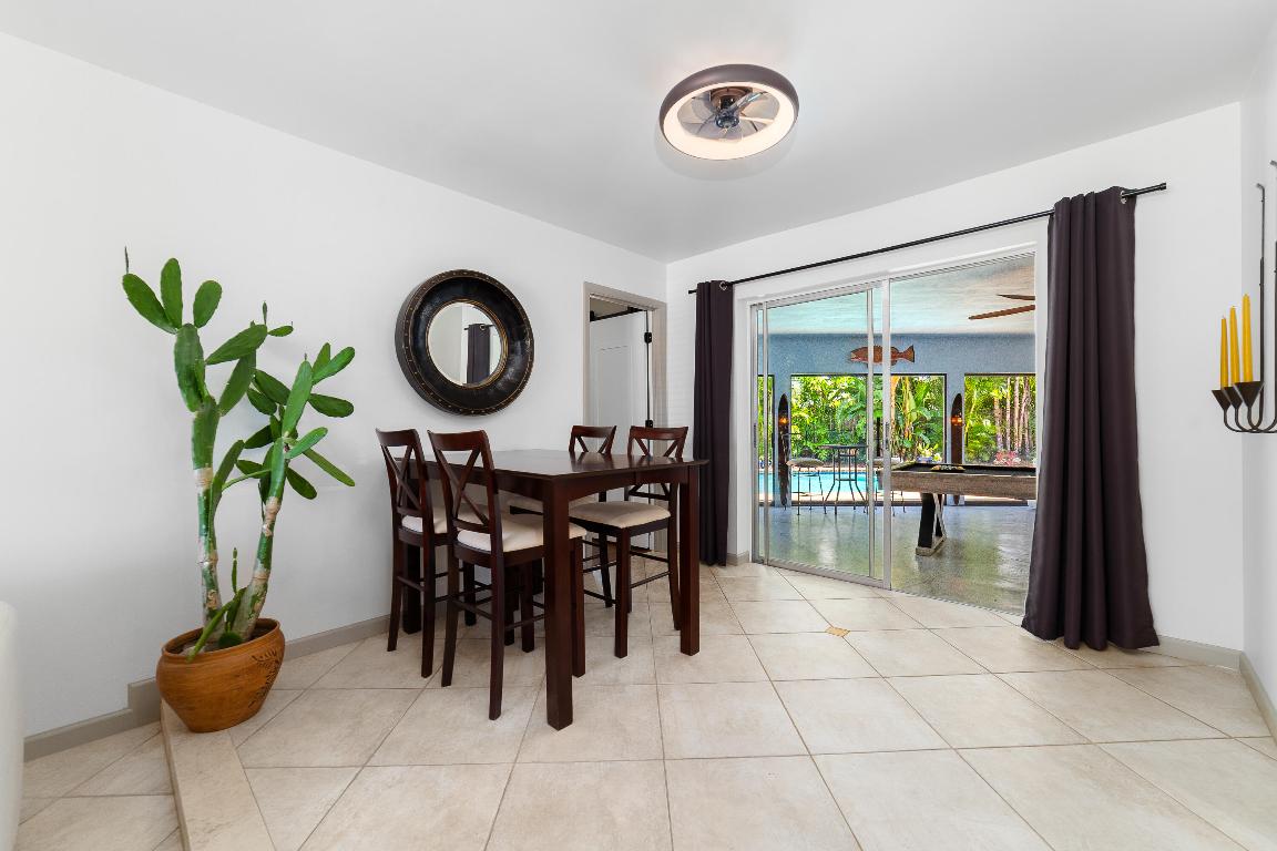 BOCA RATON SQUARE UNIT 19 - Residential