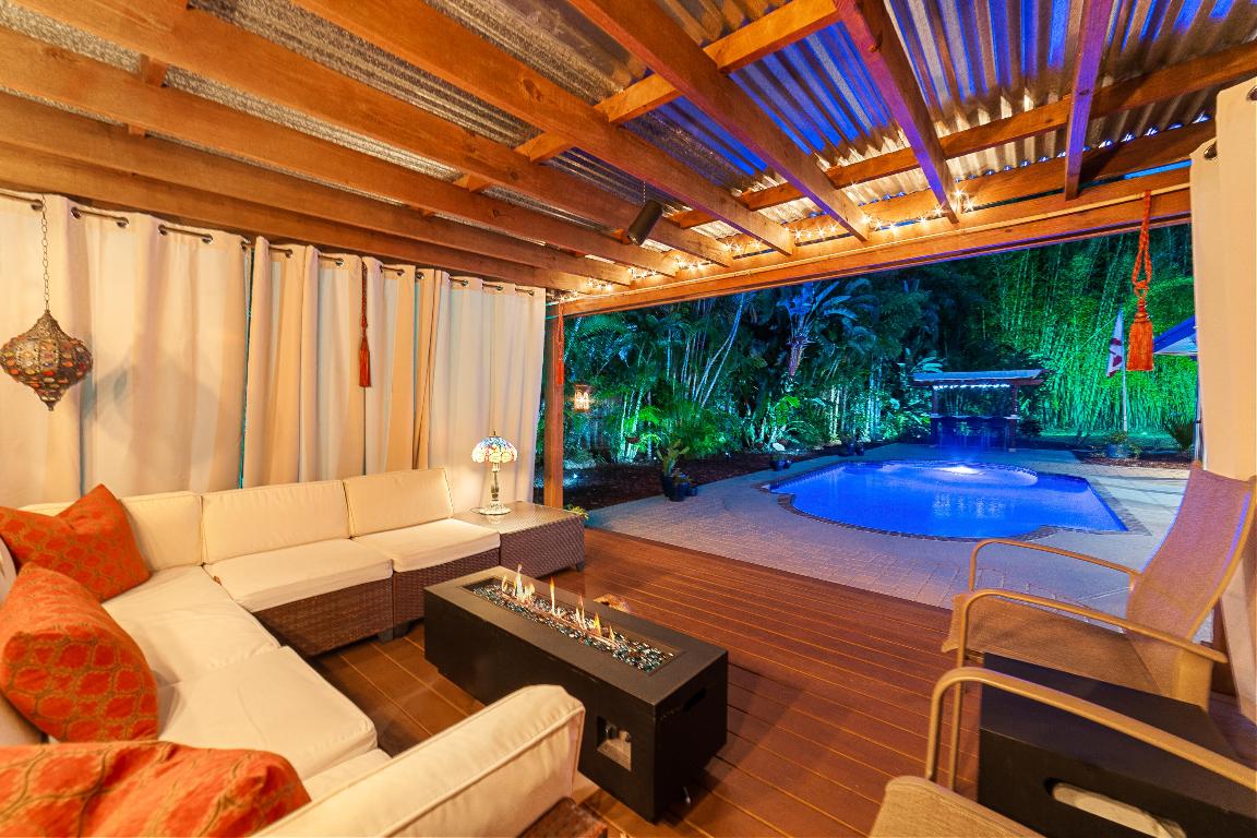 BOCA RATON SQUARE UNIT 19 - Residential