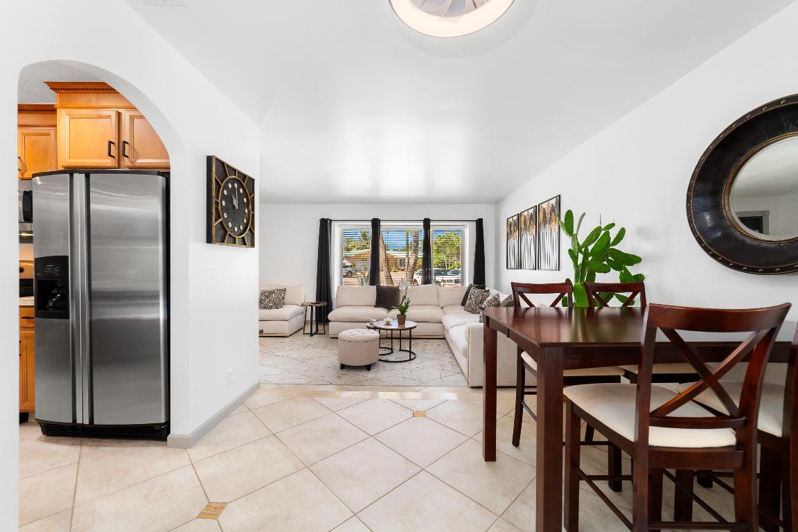 BOCA RATON SQUARE UNIT 19 - Residential